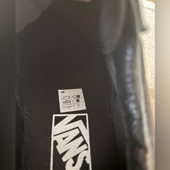 Vans Old Skool Flame Wall Black Suede Sneakers Unisex Women’s 7 Men’s 5.5 - Picture 12 of 12